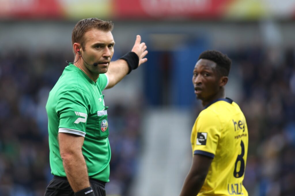 scheidsrechter Nicolas Laforge trekt naar Genk-Gent