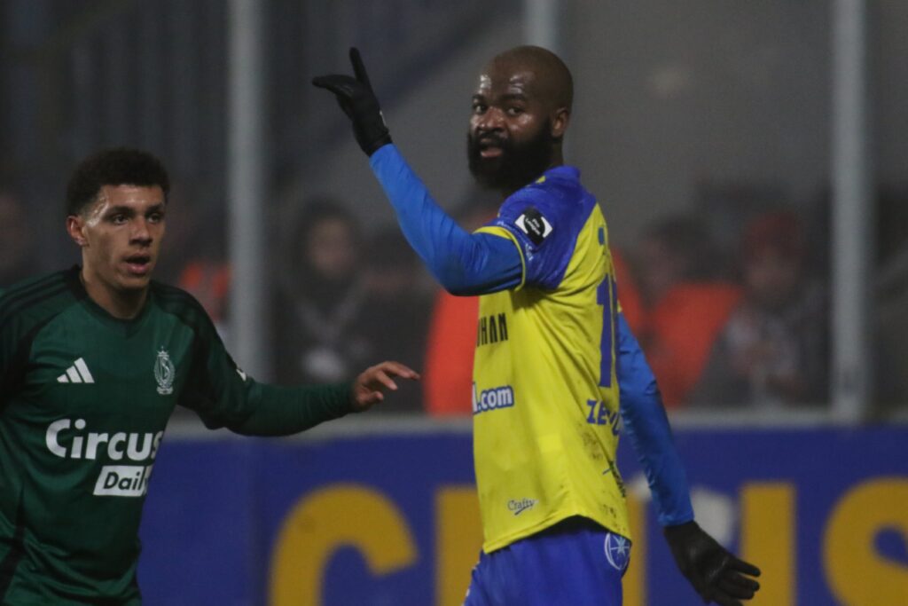 Mazzu looft Lamkel Zé