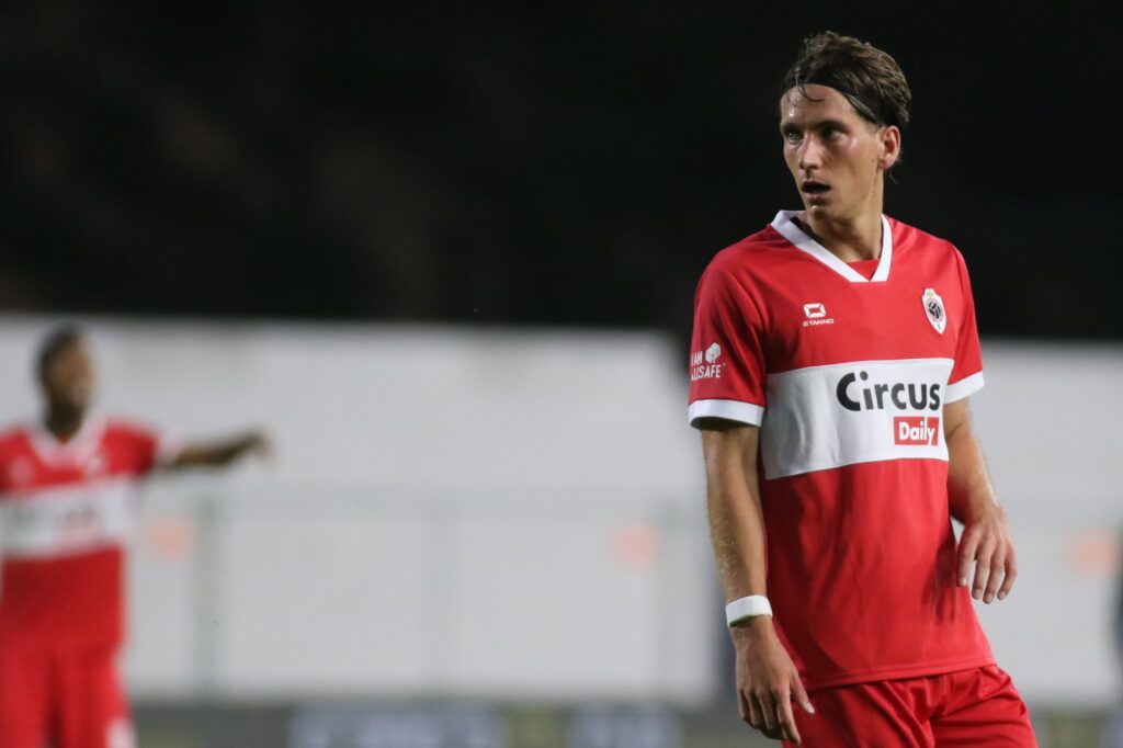 Wie blijft bij Antwerp?