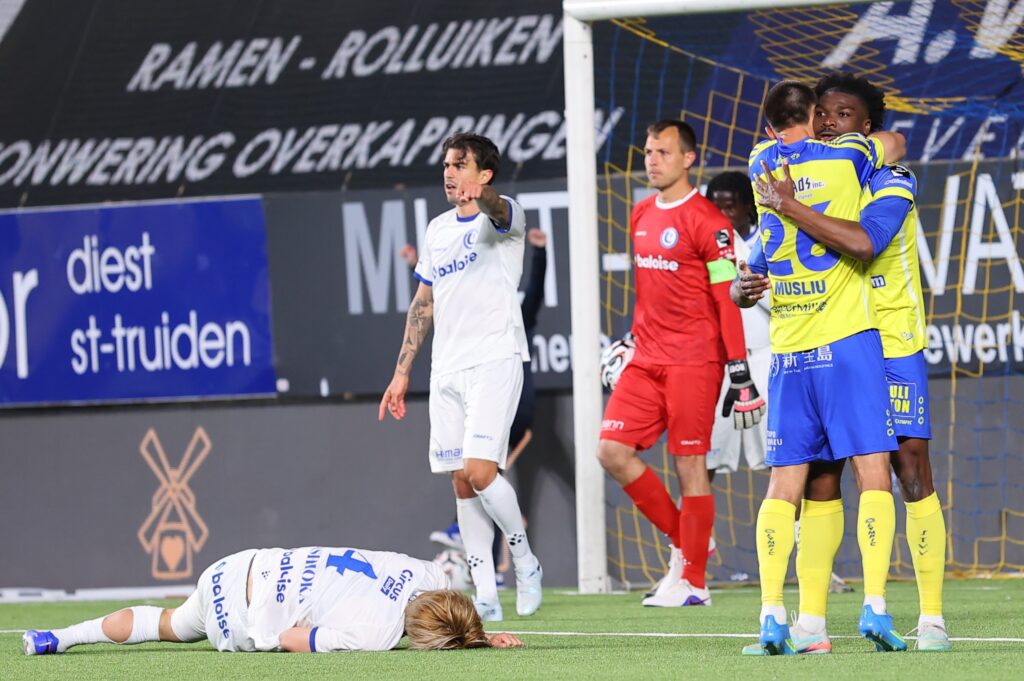 Loic Mbe Soh via Beerschot en STVV naar Sparta Praag