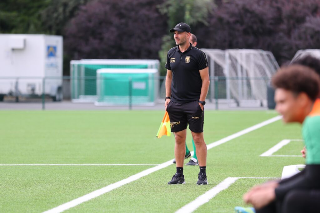 De Meyer kritisch voor STVV